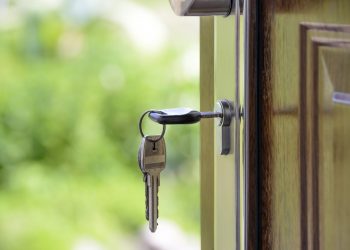 8 Jenis Kunci Pintu Terbaik untuk Rumah Baru